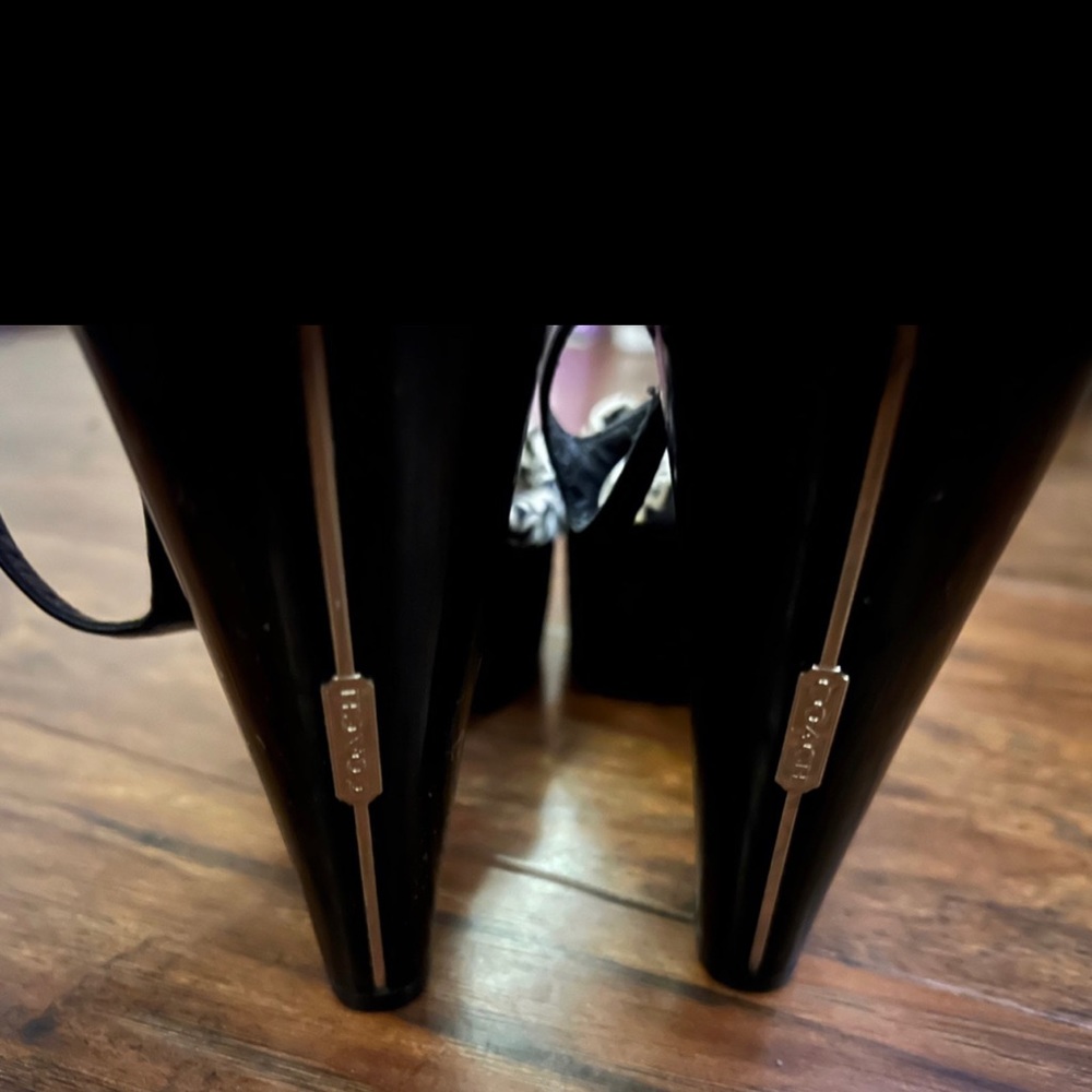 Coach Woden heels